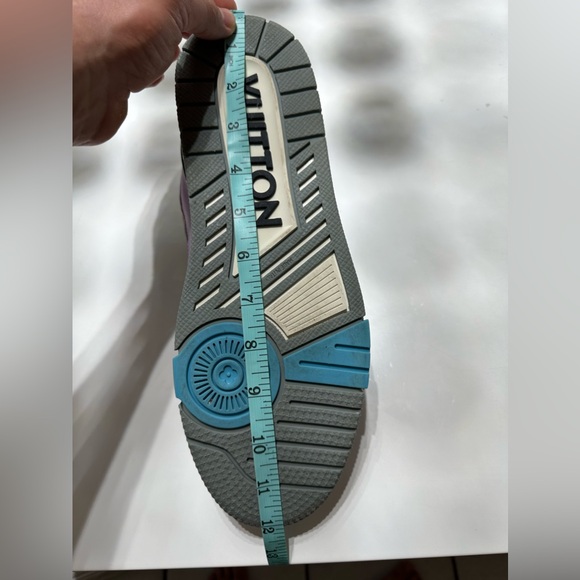 Louis Vuitton sneakers Pre owned - Picture 7 of 9